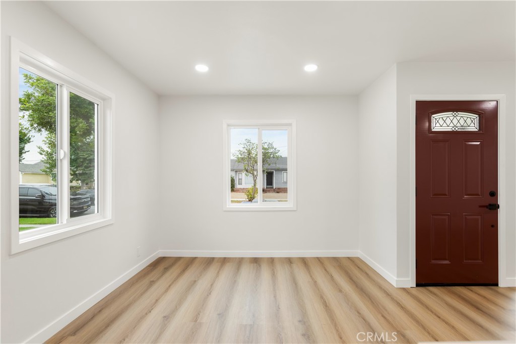 4750 Maybank Avenue Property Photo 7