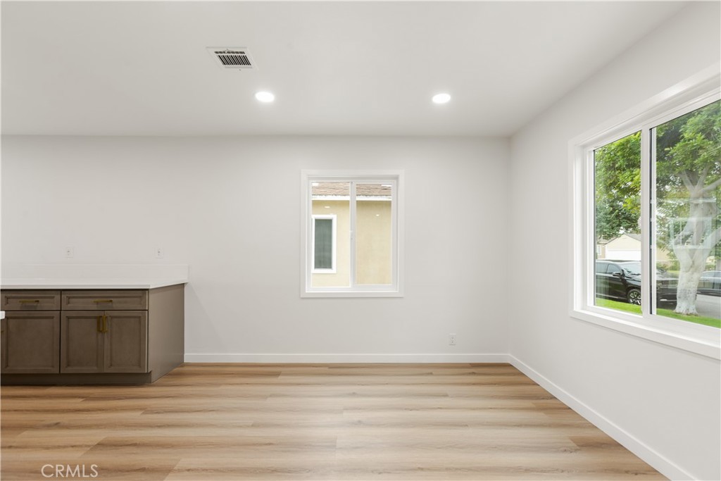 4750 Maybank Avenue Property Photo 8