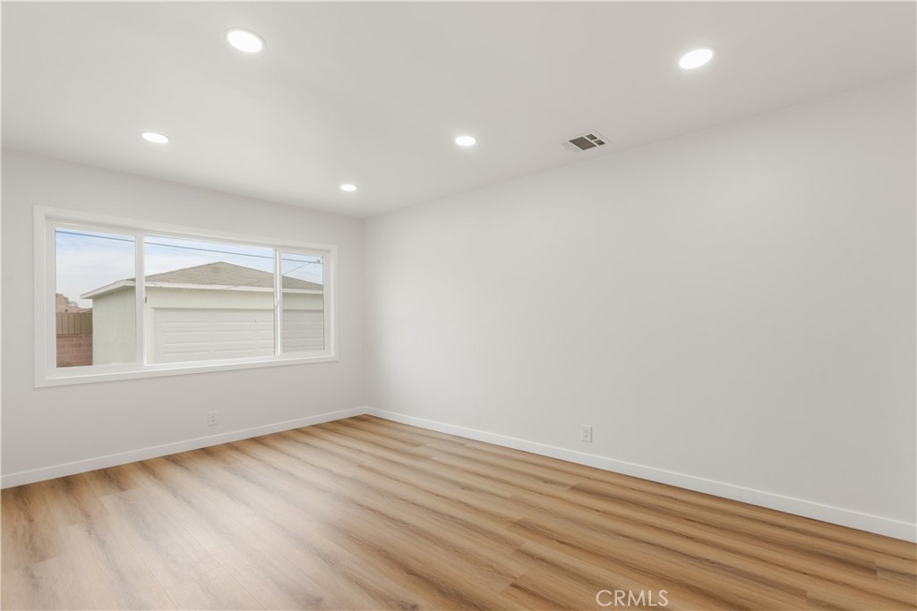 4750 Maybank Avenue Property Photo 14