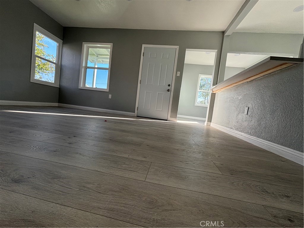 25170 Elmo Drive Property Photo 6