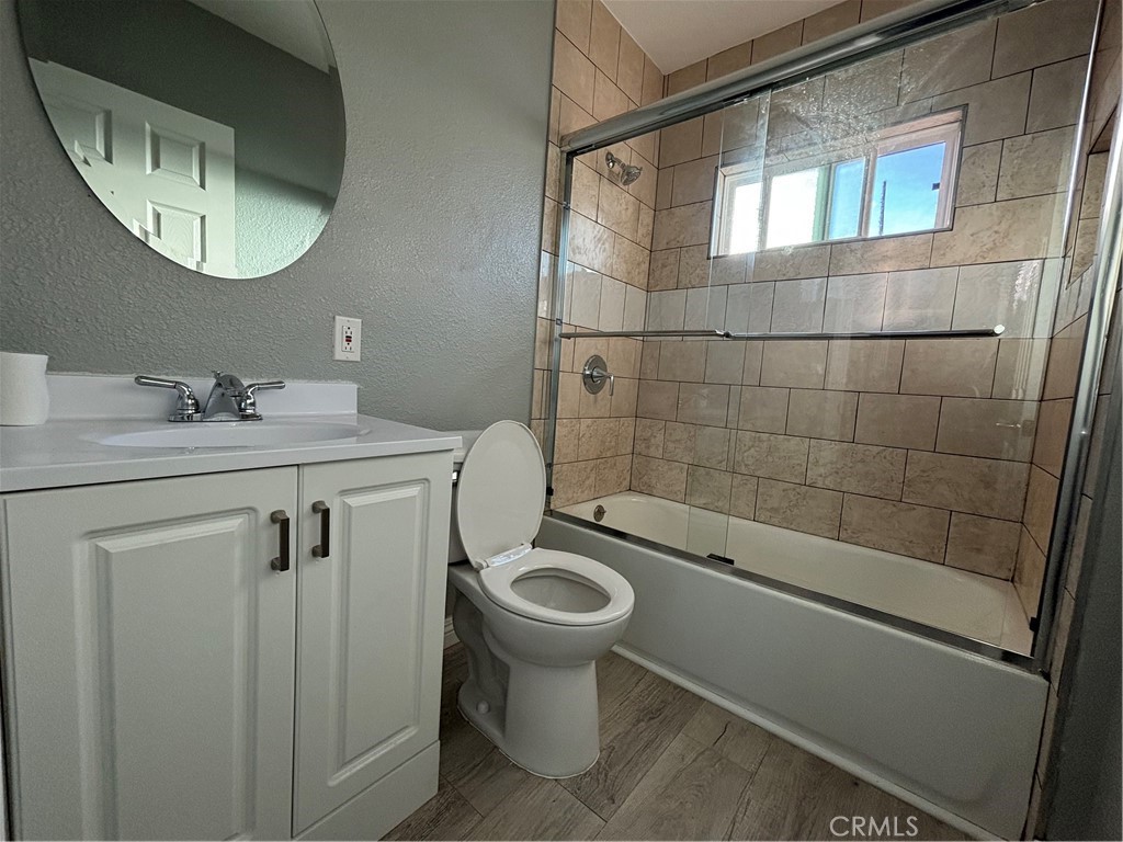 25170 Elmo Drive Property Photo 16