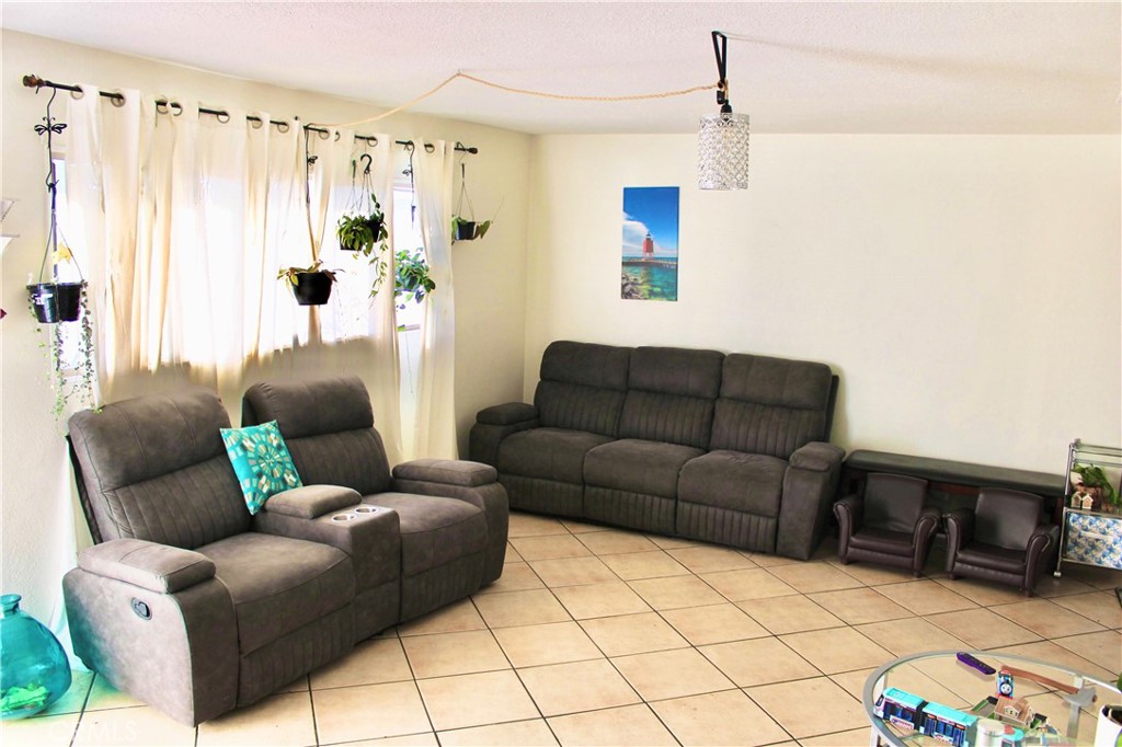 18221 Los Palacios Drive Property Photo 2