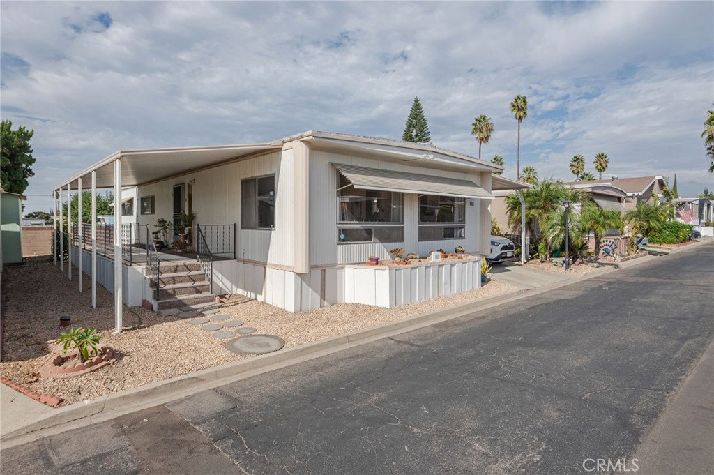 2755 Arrow Highway 142 Property Photo 1