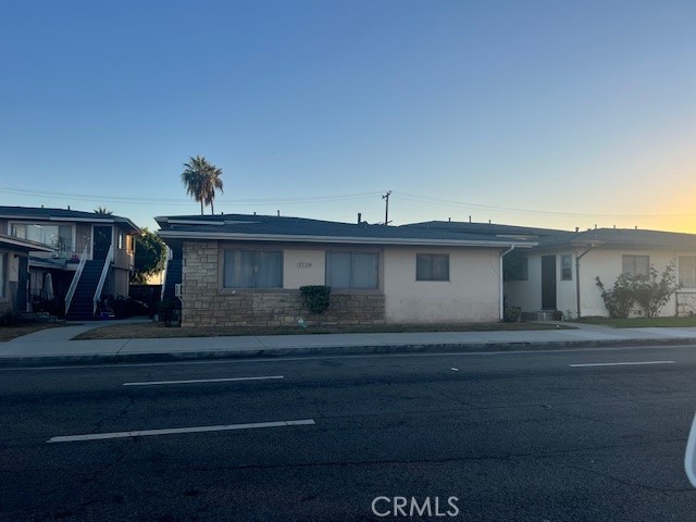 2229 W Beverly Boulevard Property Photo 4