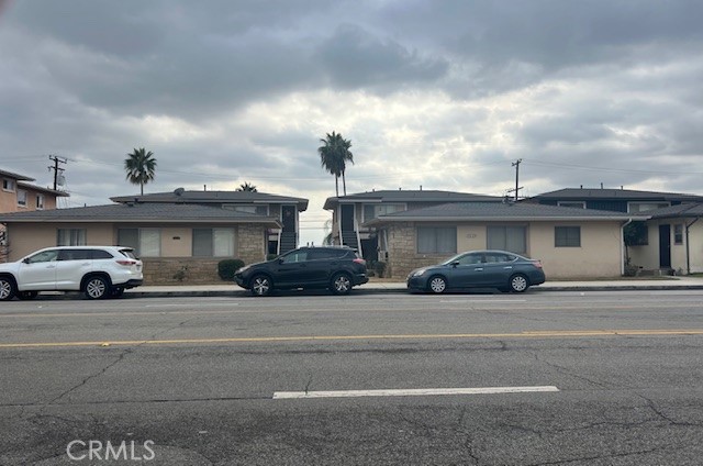 2229 W Beverly Boulevard Property Photo 5