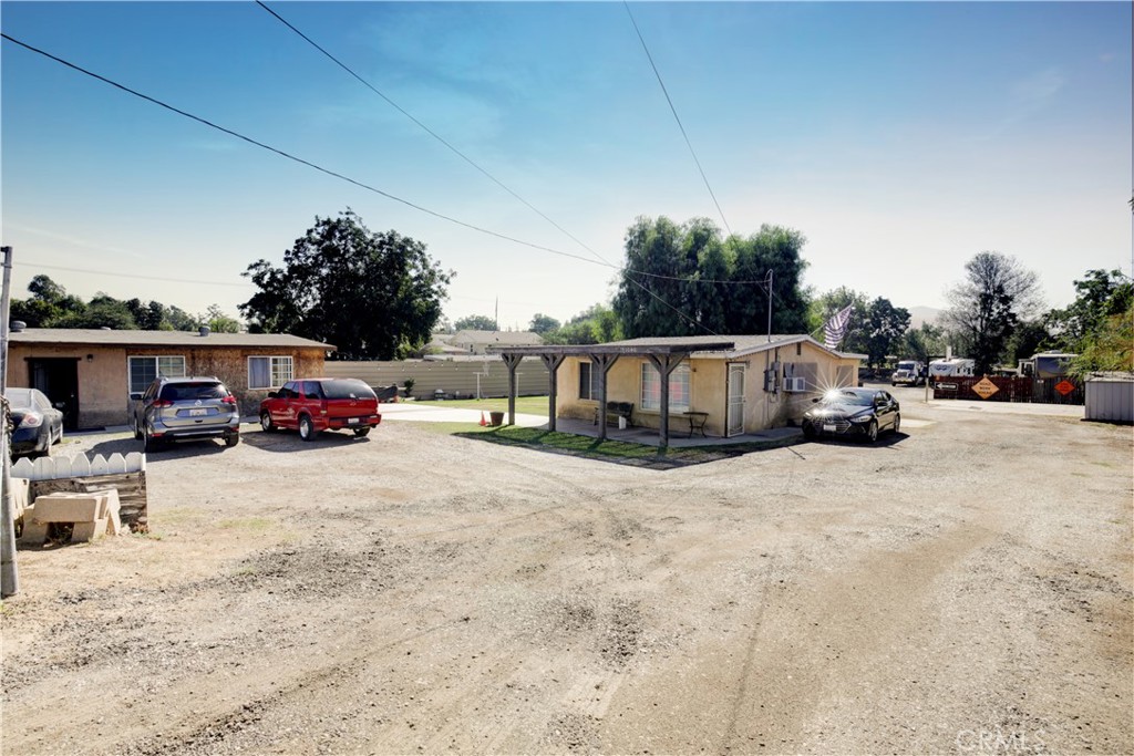 11038 Holmes Avenue Property Photo 8
