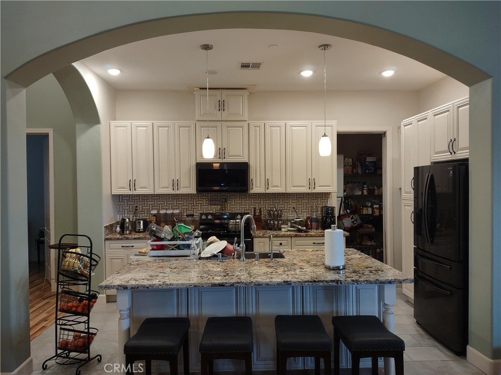 22060 Caballeros Canyon Property Photo 12