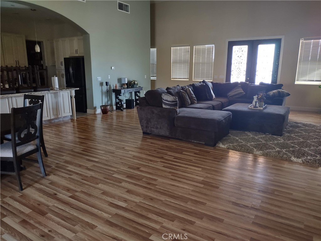 22060 Caballeros Canyon Property Photo 15