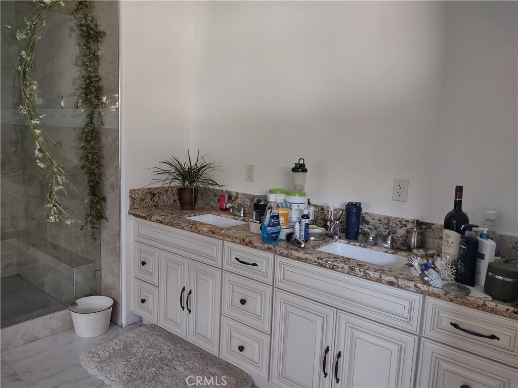22060 Caballeros Canyon Property Photo 24