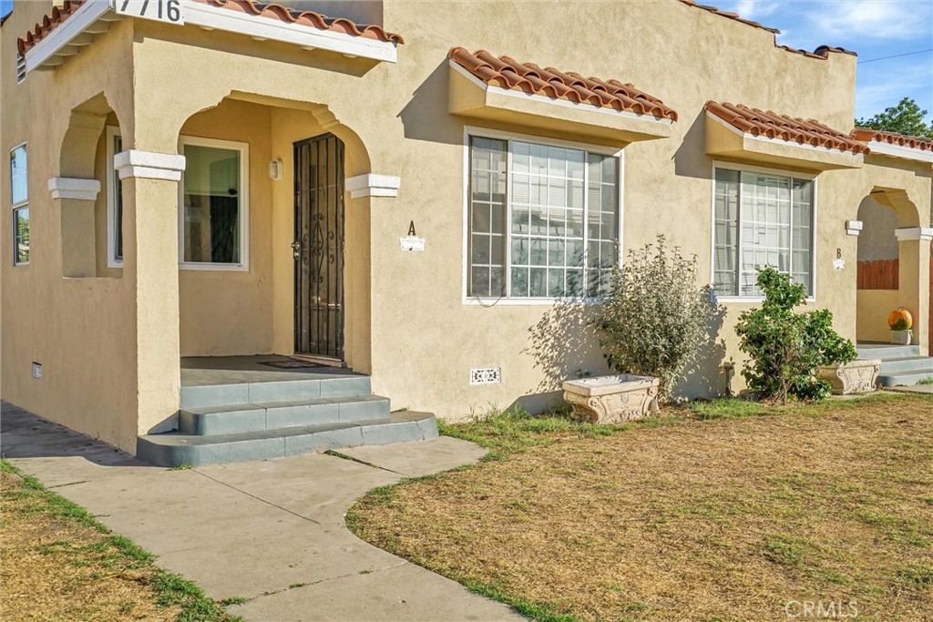7716 California Avenue Property Photo 3