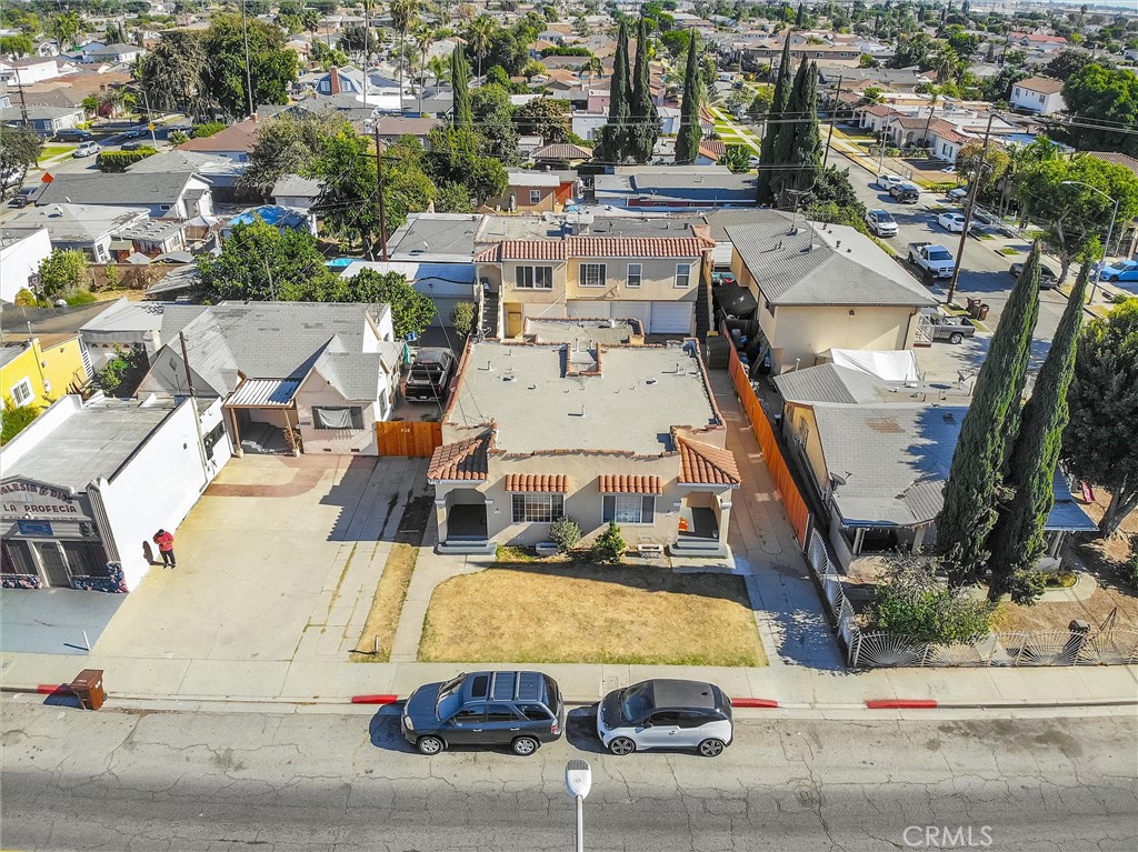 7716 California Avenue Property Photo 6