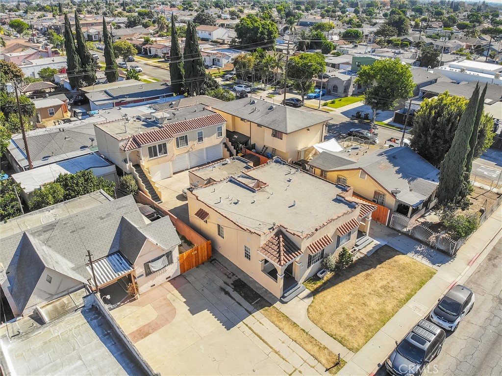 7716 California Avenue Property Photo 13