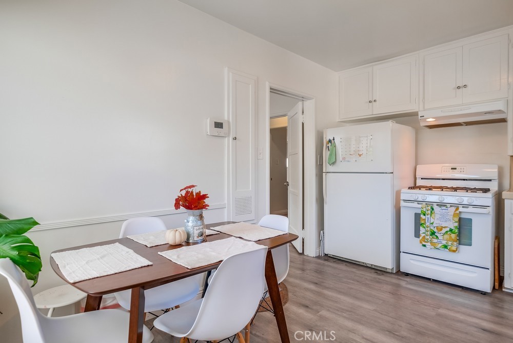 2709 E Van Buren Street Property Photo 19