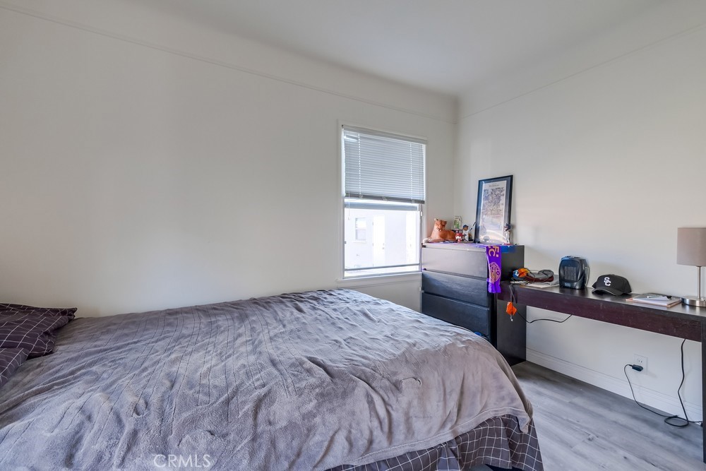 2709 E Van Buren Street Property Photo 29