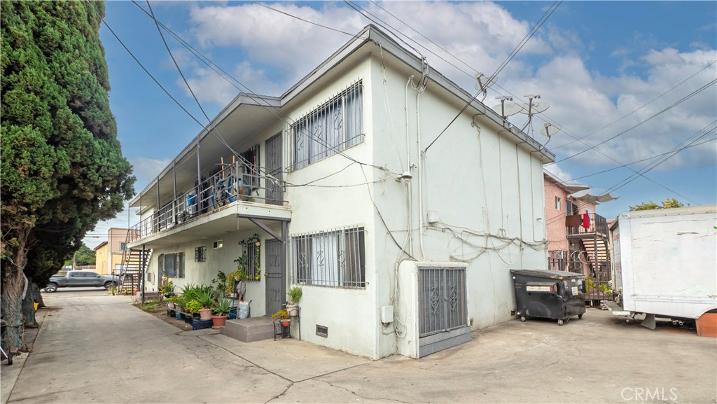 5110 Compton Avenue Property Photo 1