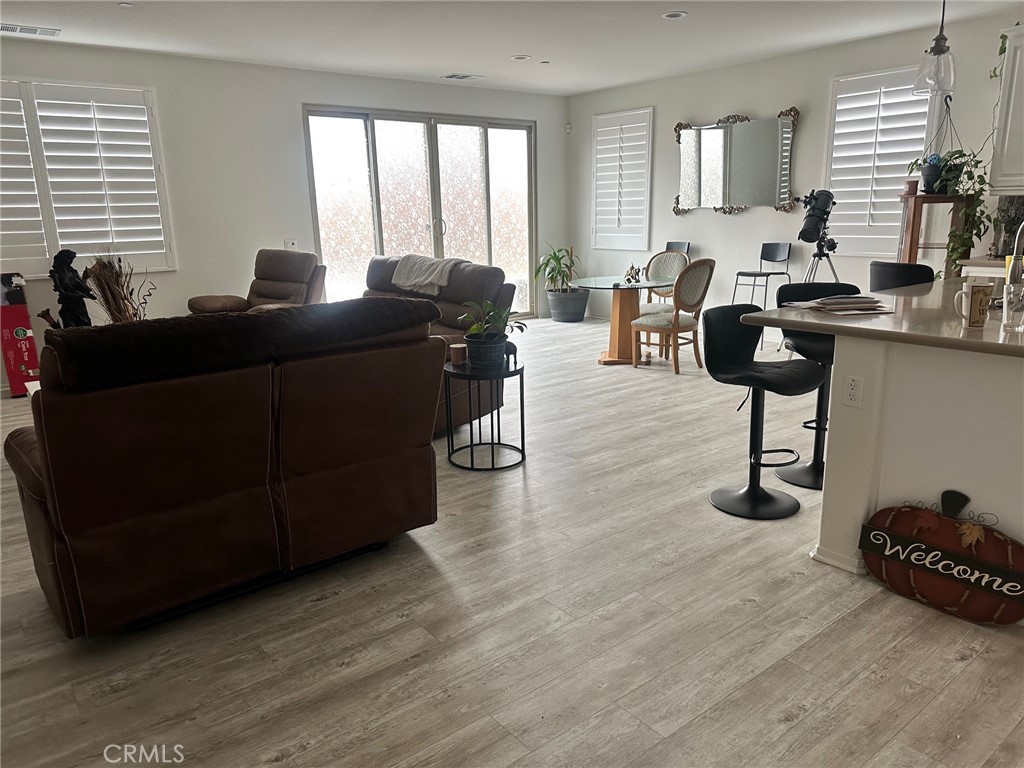 15150 Onyx Road Property Photo 2