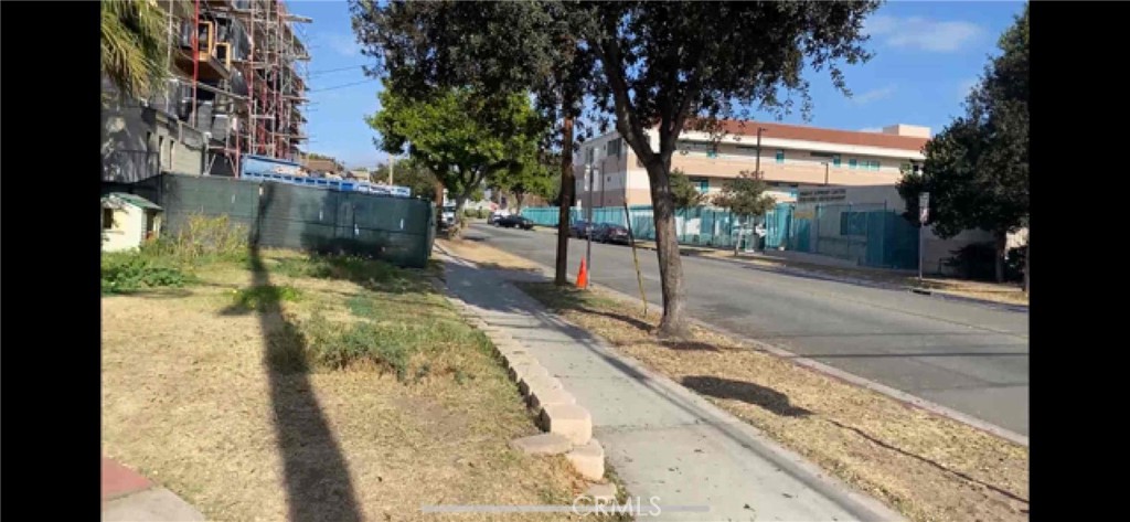 925 S Adams St Property Photo 10