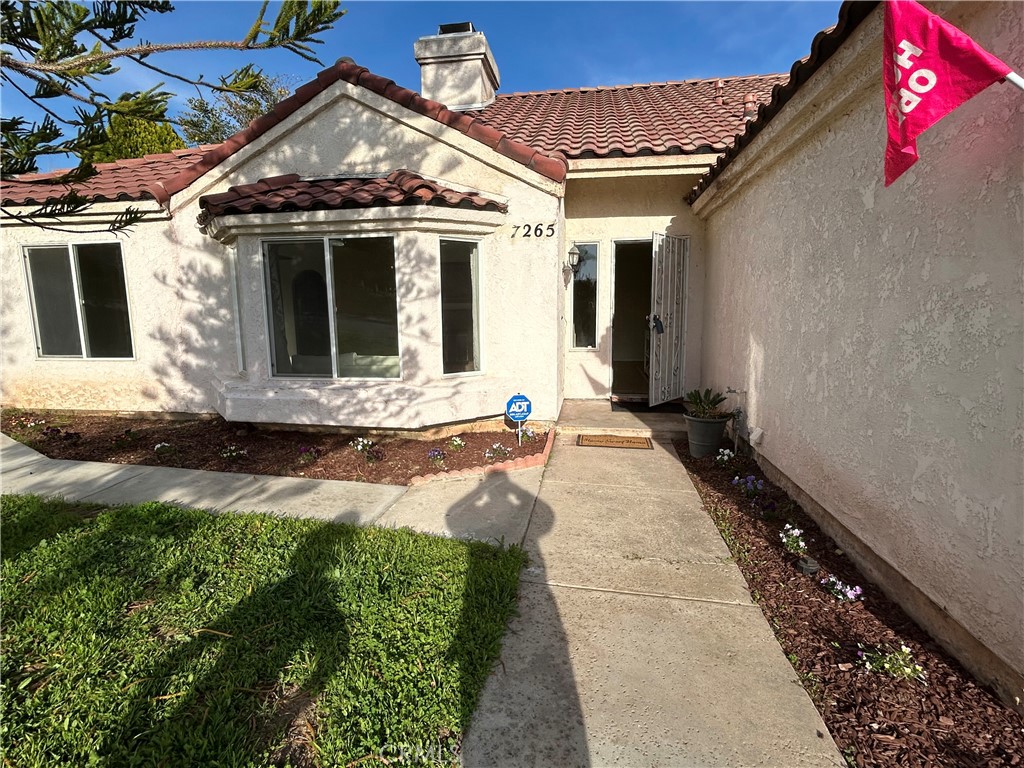 7265 Fletcher View Drive Property Photo 3