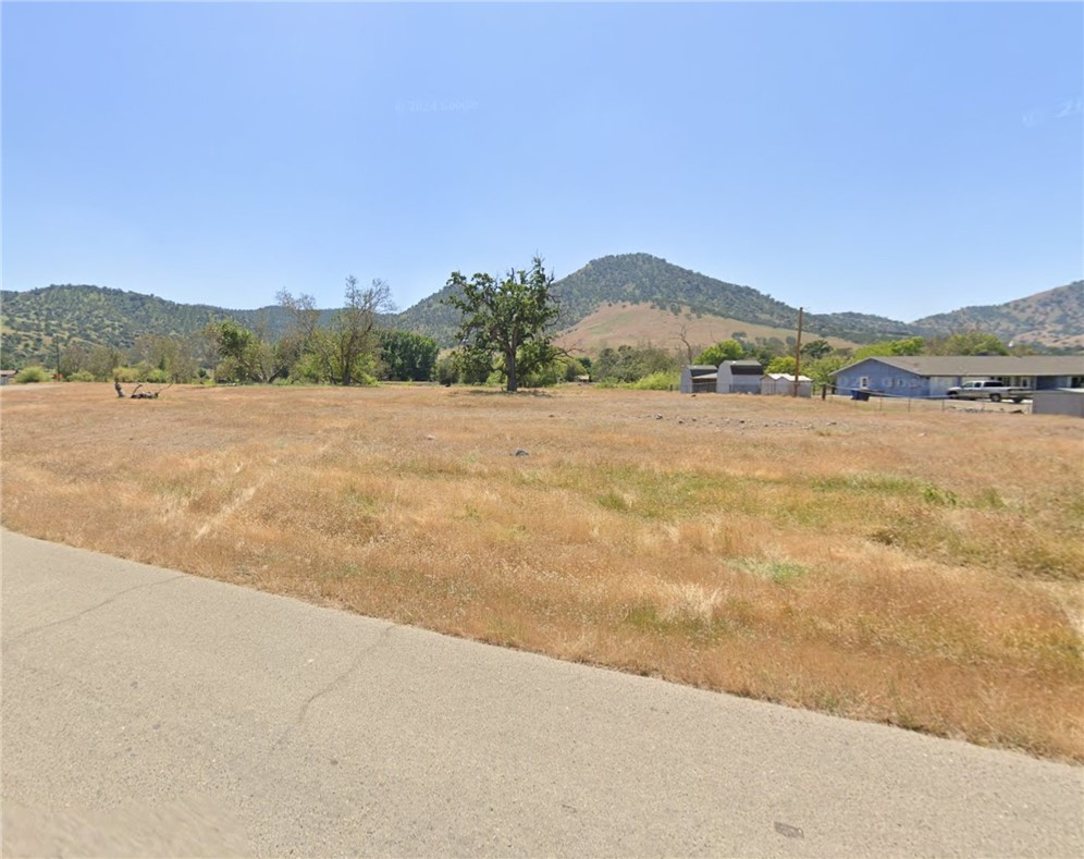 1 Live Oak Drive Property Photo