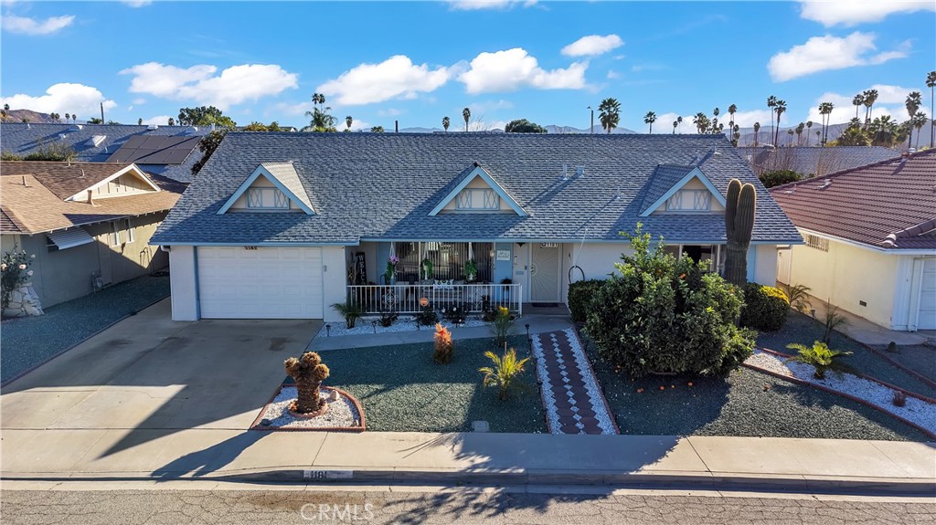 1181 W Westmont Avenue Property Photo