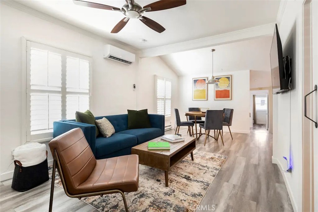 1071 Newport Avenue Property Photo 8