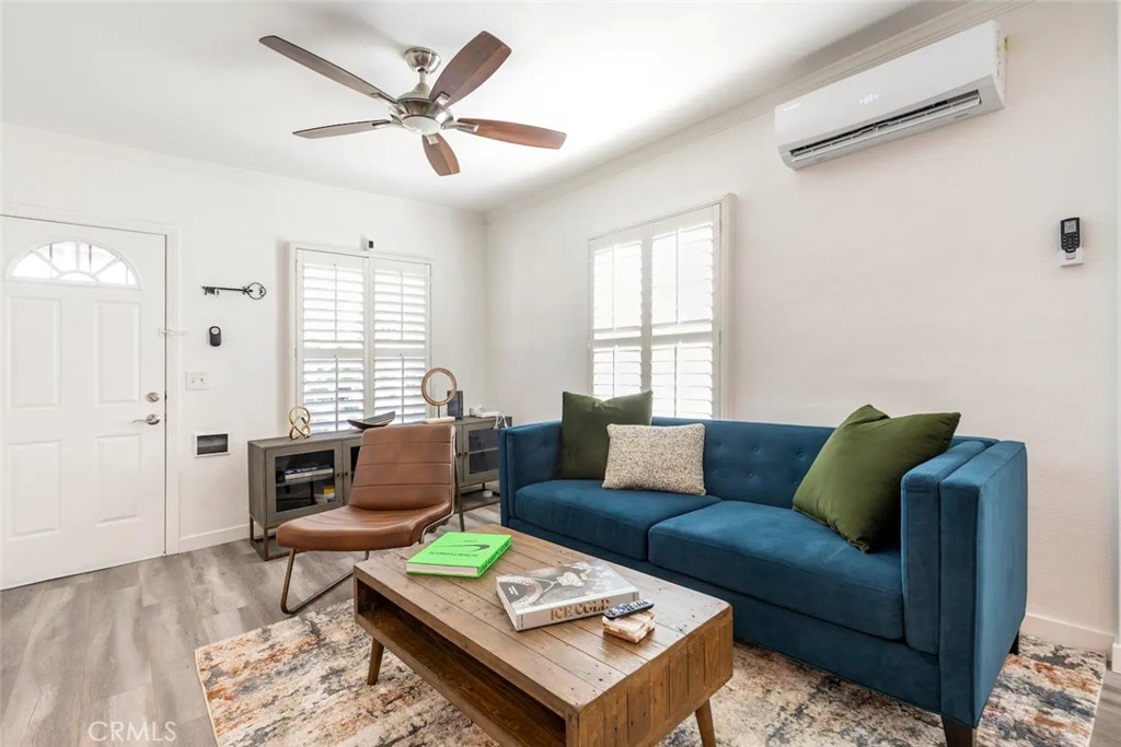 1071 Newport Avenue Property Photo 9