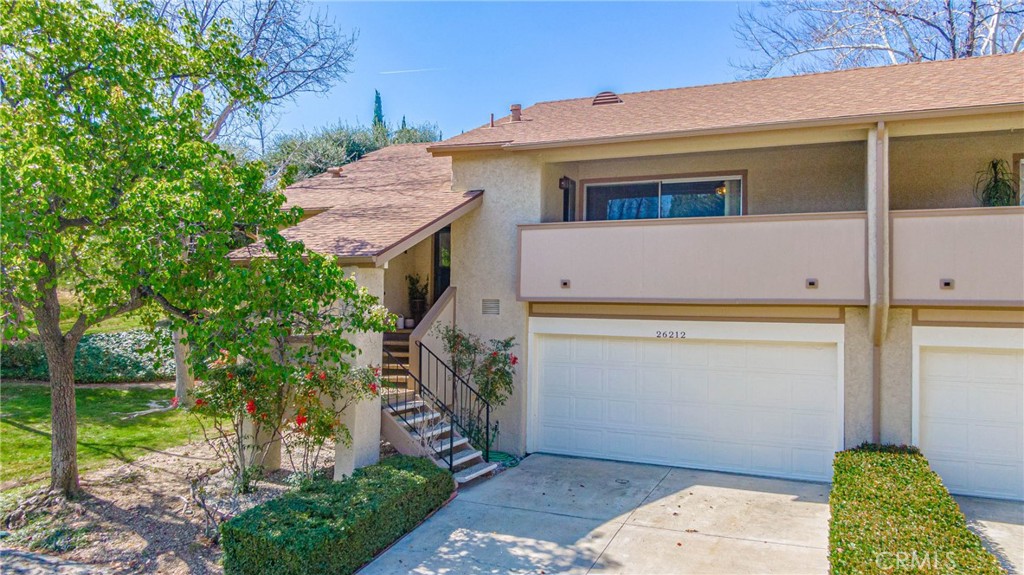26212 Rainbow Glen Drive Property Photo 2