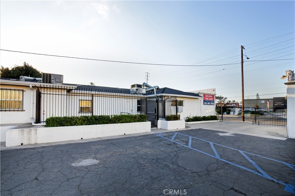 9265 Telegraph Road R Property Photo 17