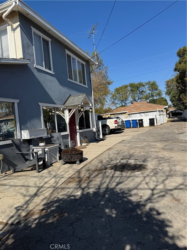 13918 Valerio Street Property Photo 6