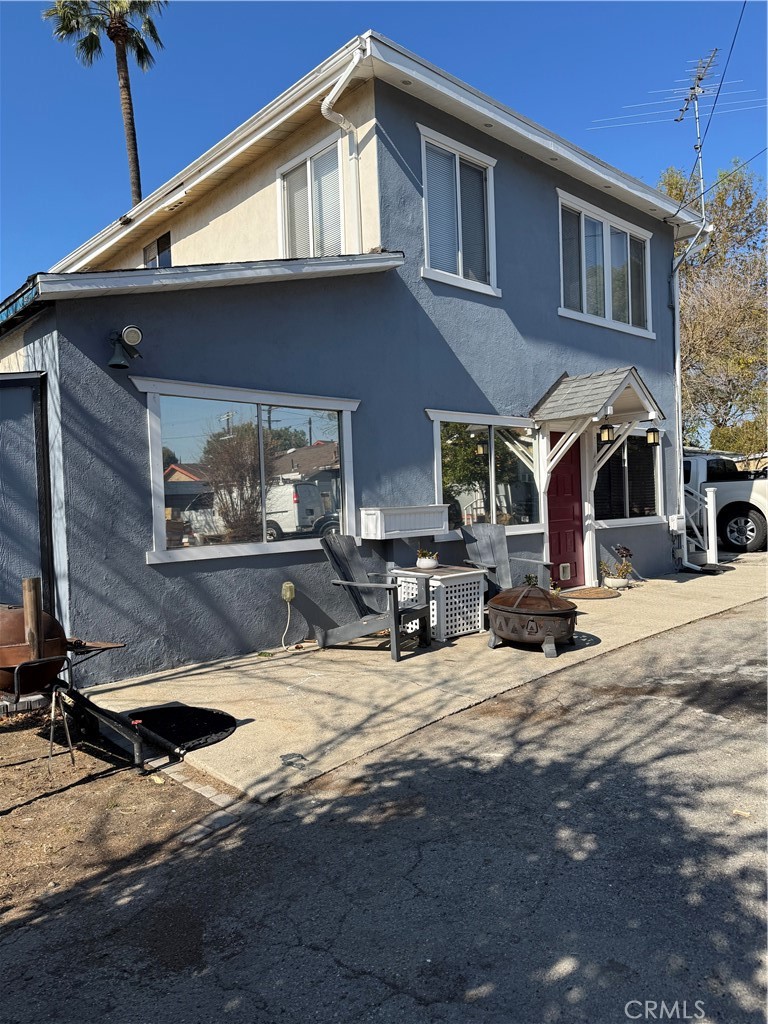 13918 Valerio Street Property Photo 7
