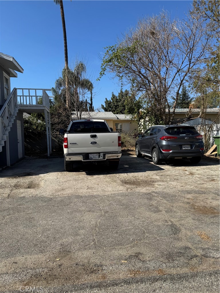 13918 Valerio Street Property Photo 8