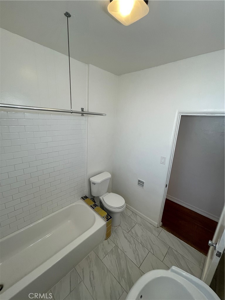 4253 Franklin Avenue Property Photo 20