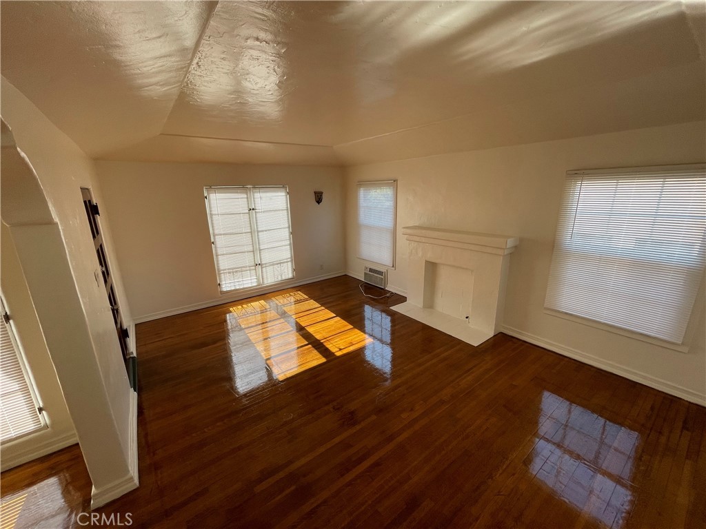 4253 Franklin Avenue Property Photo 33