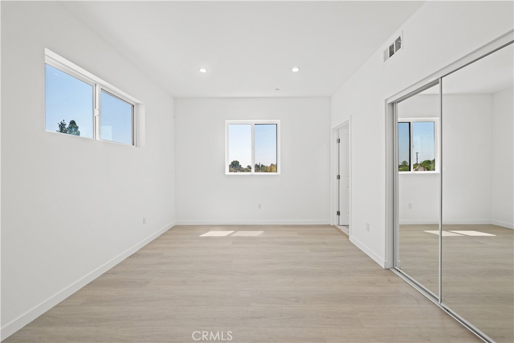 1525 Ricardo Street Property Photo 13