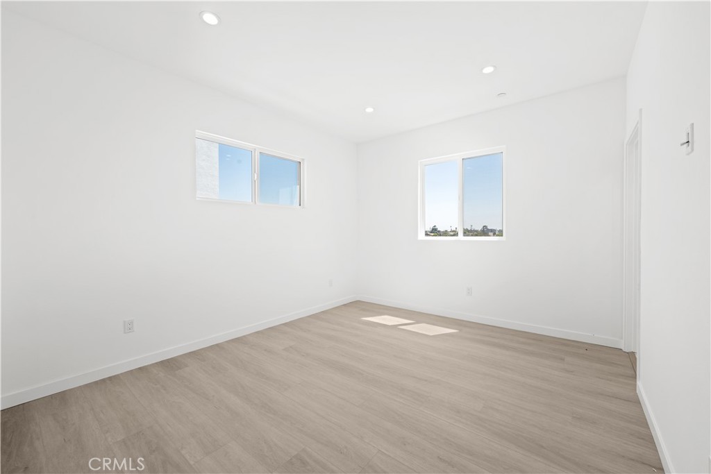 1525 Ricardo Street Property Photo 25