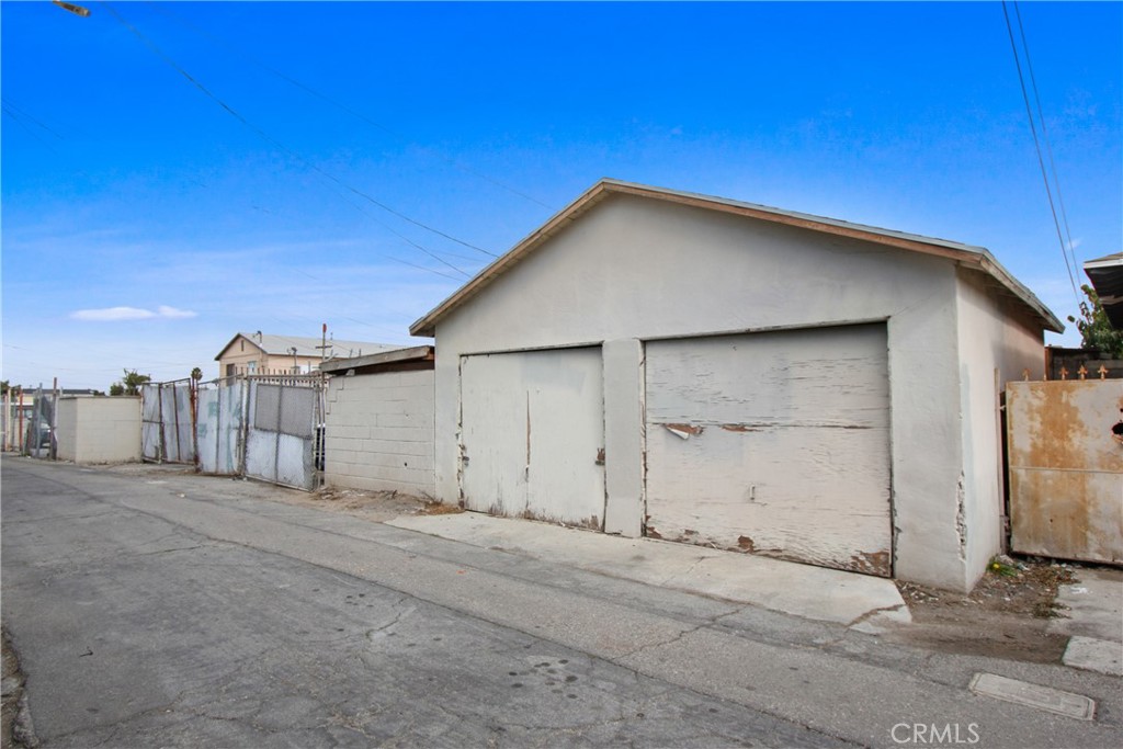 11149 Van Buren Avenue Property Photo 29