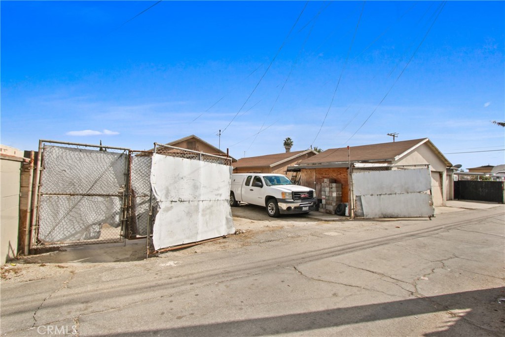 11149 Van Buren Avenue Property Photo 31