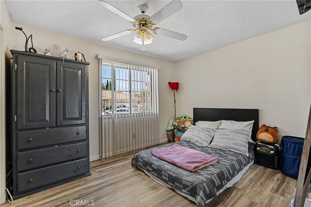 2906 Summer Set Circle Property Photo 20