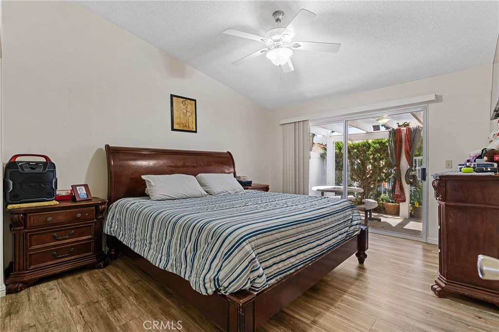 2906 Summer Set Circle Property Photo 23