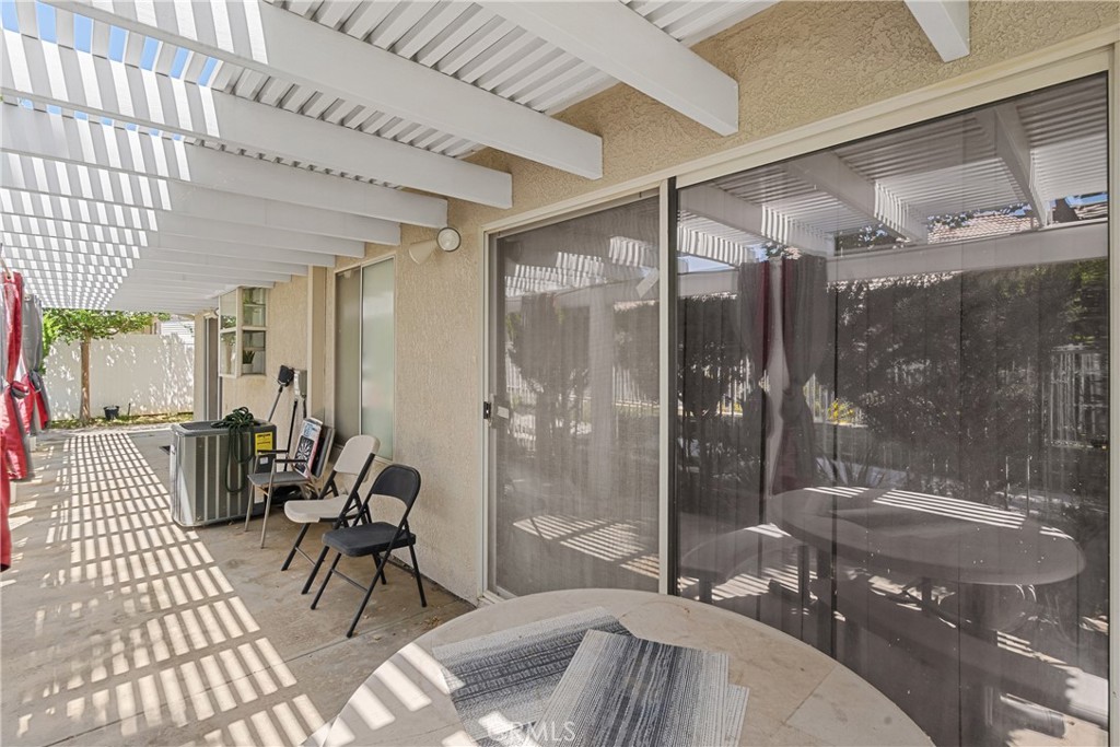 2906 Summer Set Circle Property Photo 31