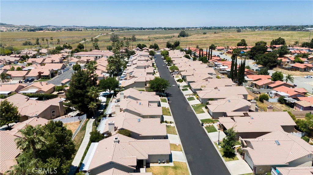2906 Summer Set Circle Property Photo 33
