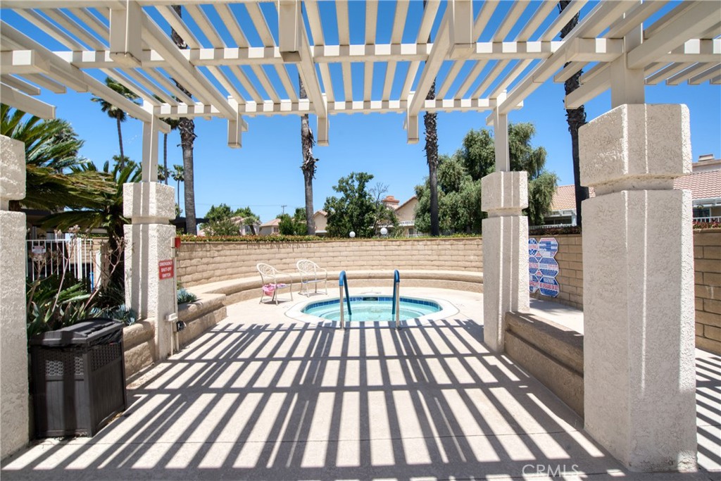 2906 Summer Set Circle Property Photo 39