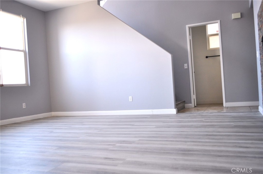 8770 Westwood Avenue Property Photo 3