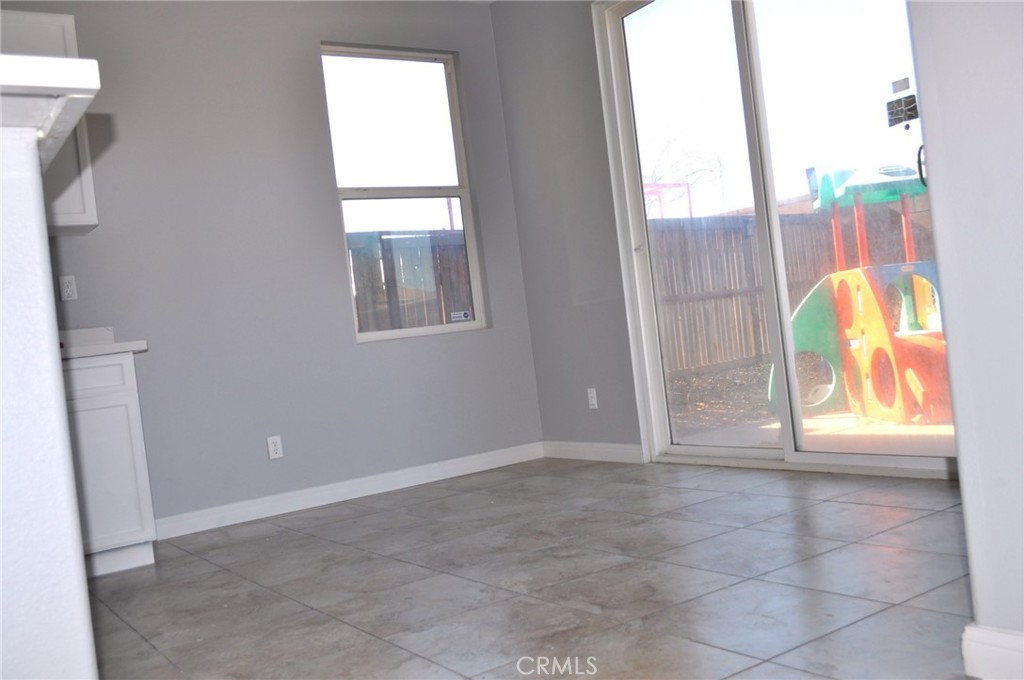 8770 Westwood Avenue Property Photo 4