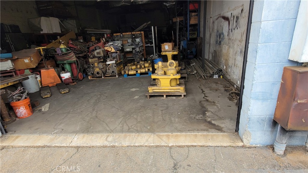 159 N East End Avenue Property Photo 16