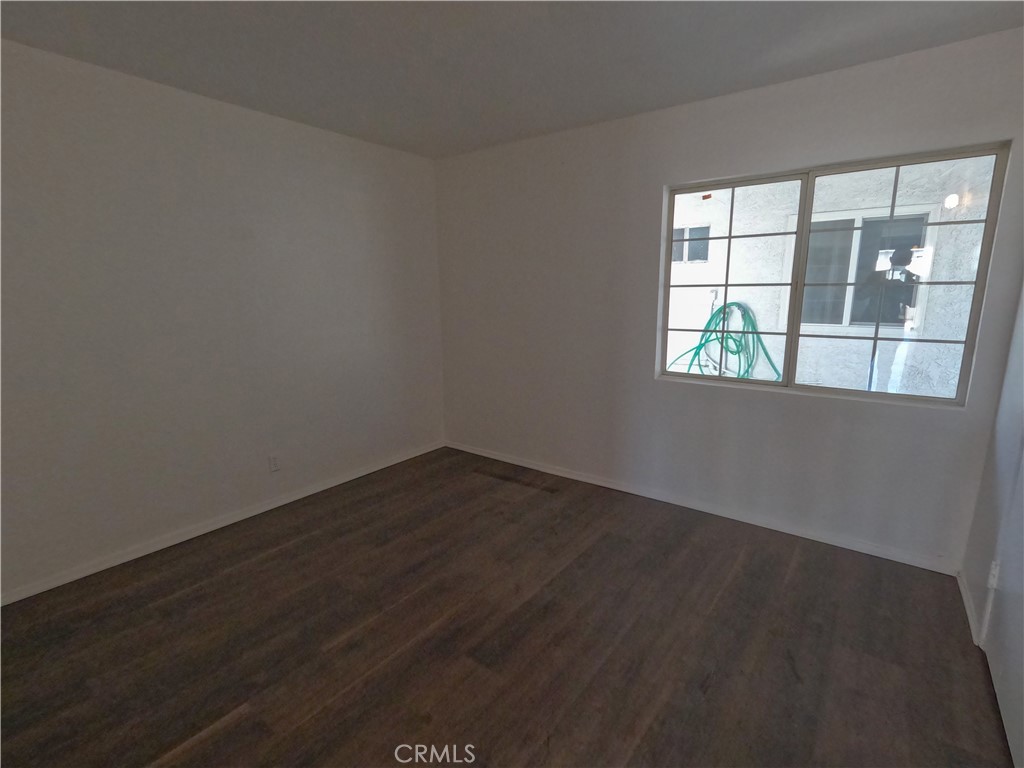 8702 Fontana Street Property Photo 4