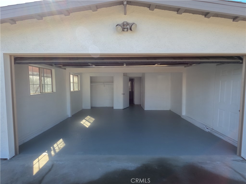 8702 Fontana Street Property Photo 8