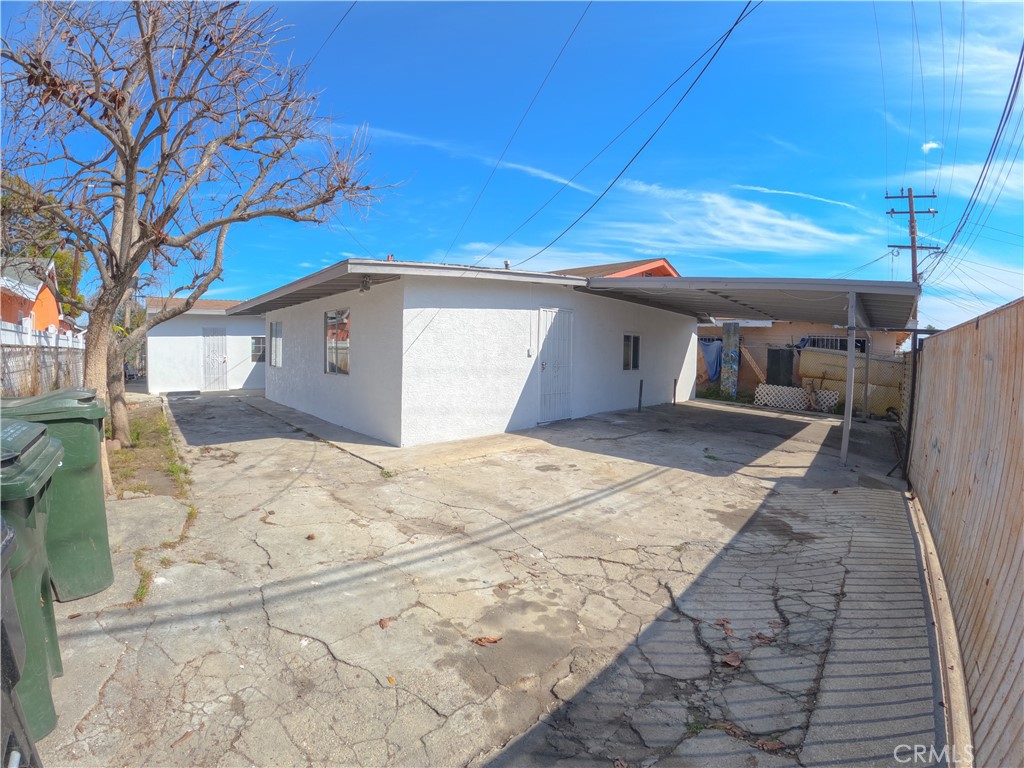 8702 Fontana Street Property Photo 15