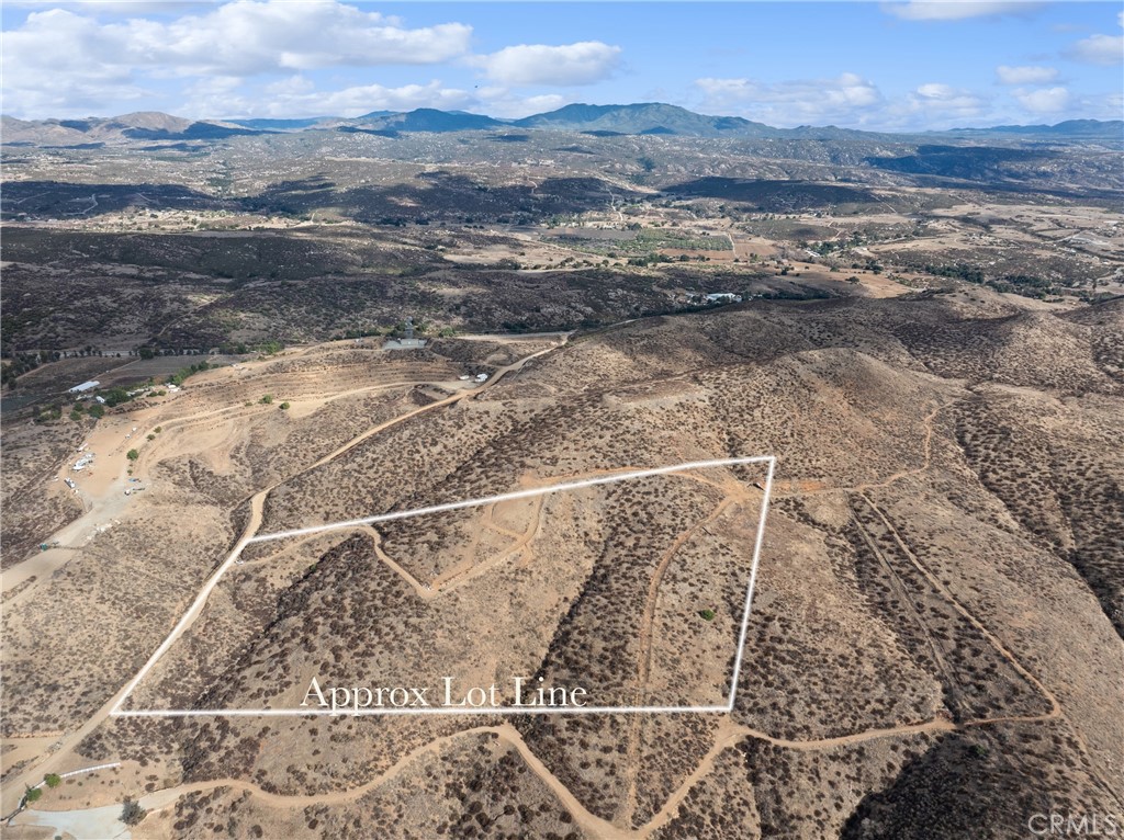 41095 Voyager Road Property Photo 3