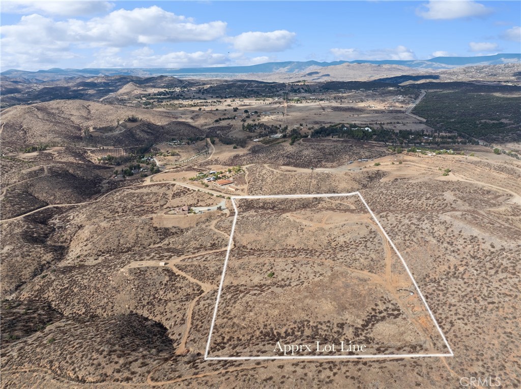 41095 Voyager Road Property Photo 7